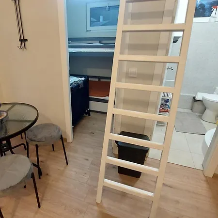 Small 24 Sq M House For 6 People With 2 Extra Beds * Plieņciems