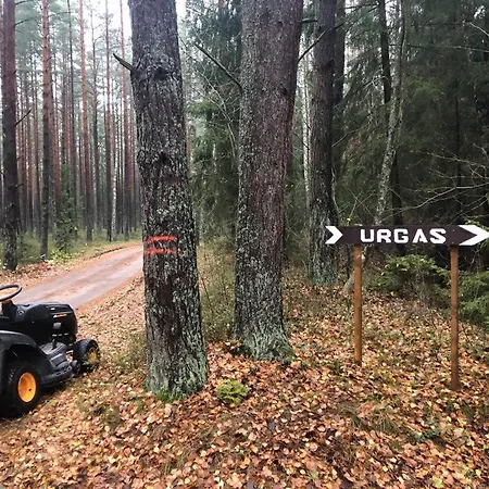 別荘 Small 24 Sq M House For 6 People With 2 Extra Beds Plieņciems