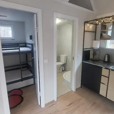 Small 24 Sq M House For 6 People With 2 Extra Beds *